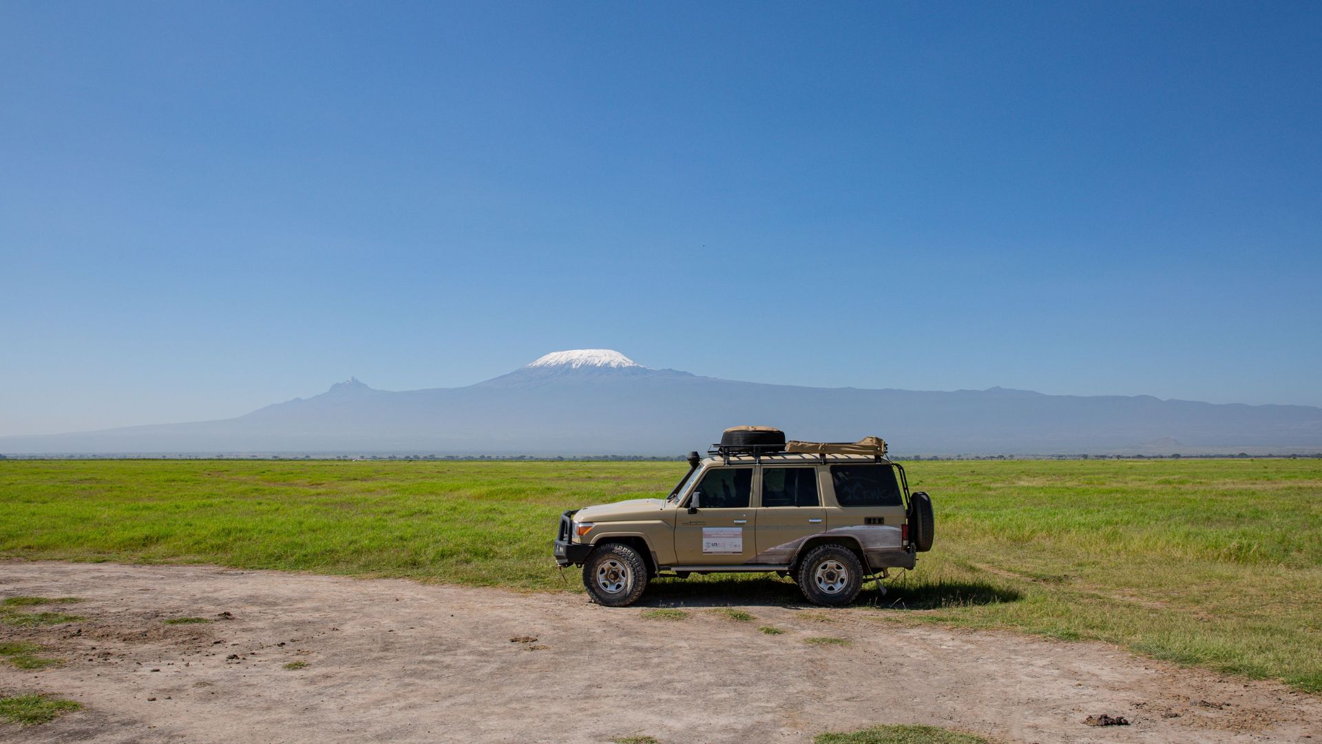 Cleo Pradox car hire tours travel and accommodation
